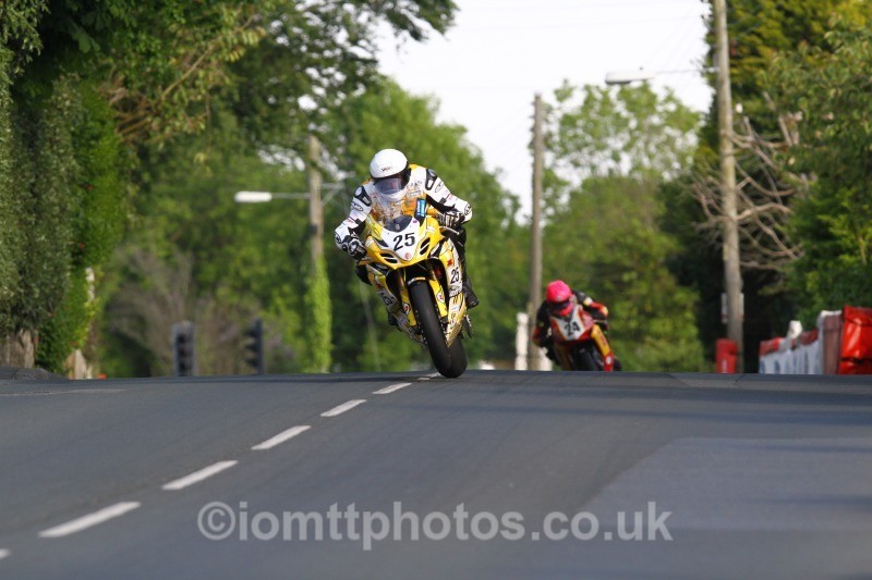 Ian Mackman Suzuki / InFront Motorcycles - Tuesday Practice Solos