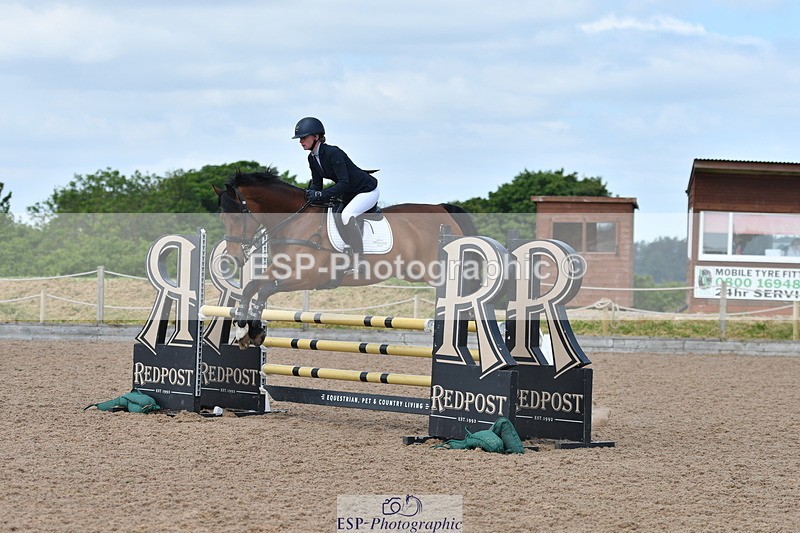 240609A-110926-04430 - Cls 17 Snr 1.05m Open