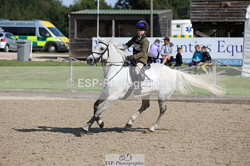 240823X-100710-15360 - 60cm R1 10.00 to 11.30