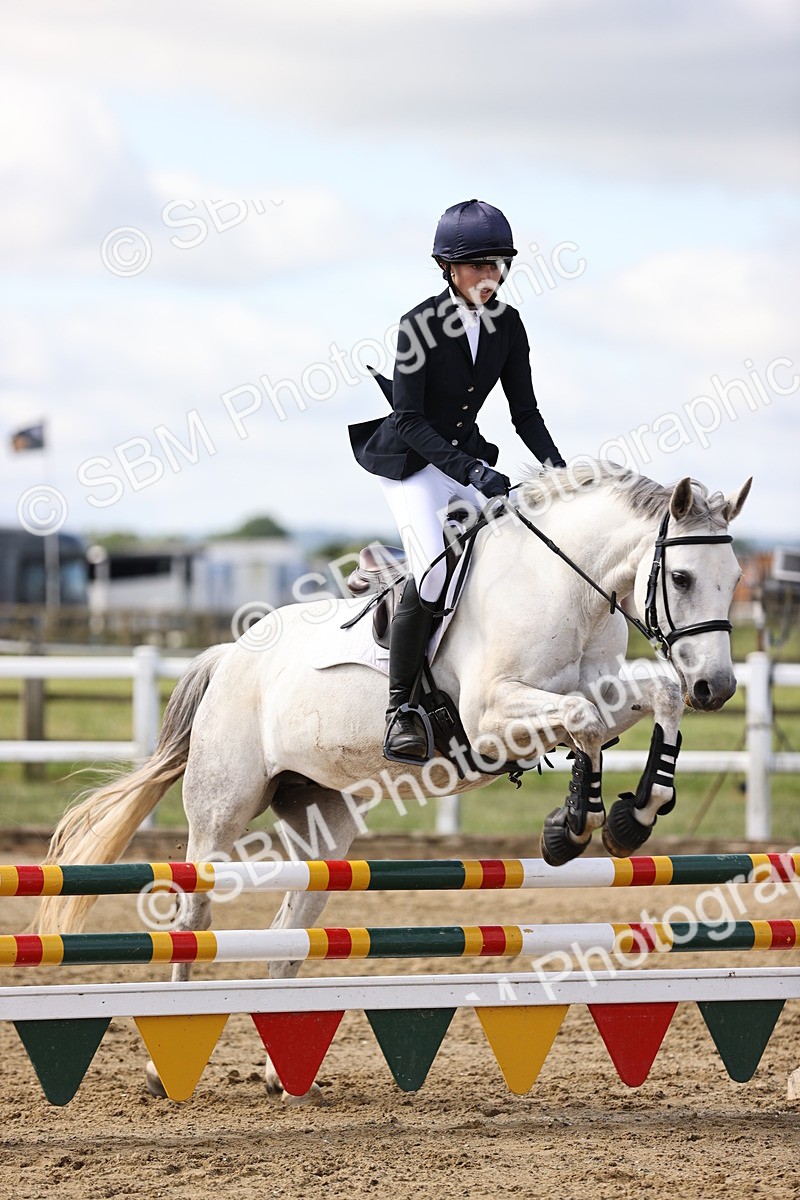 SBM_001853 - Class 8 - Clear Round