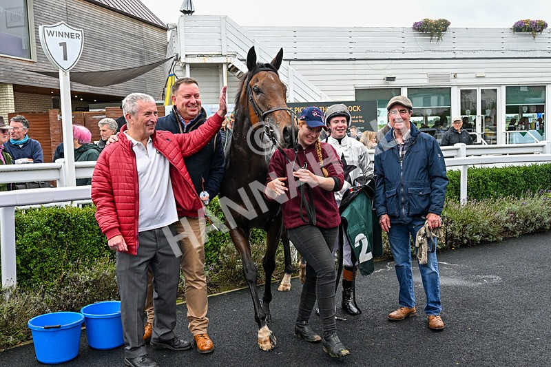 011025-Race 1-Edgewater Drive-0023 - Race 1