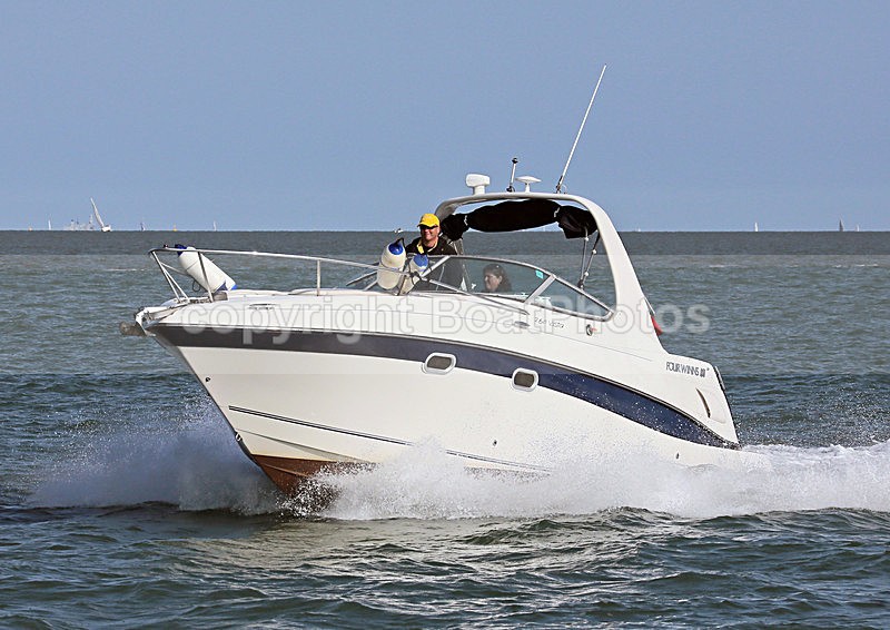 140503 ALBANY FOUR WINNS 268 VISTA WT7A0156 - Motorboats - Open