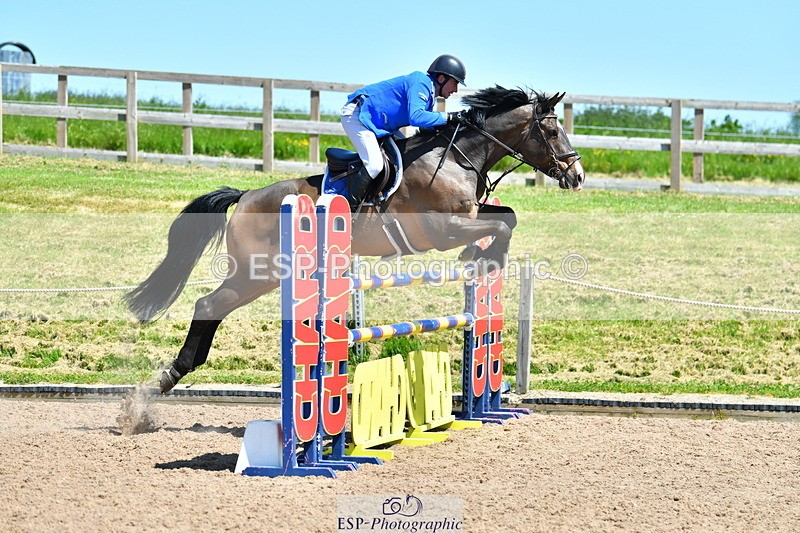 230526A-141026-02445 - Cls 5 National 1.30m Open