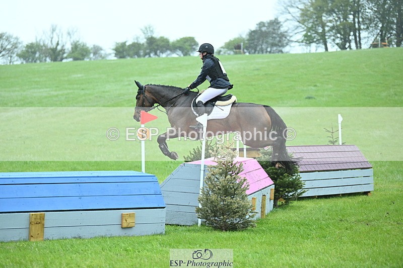 250418-121212-02675 - 026-Lara.Salter-NAOMIE.VAN.DE.BROUWERSHOEVE