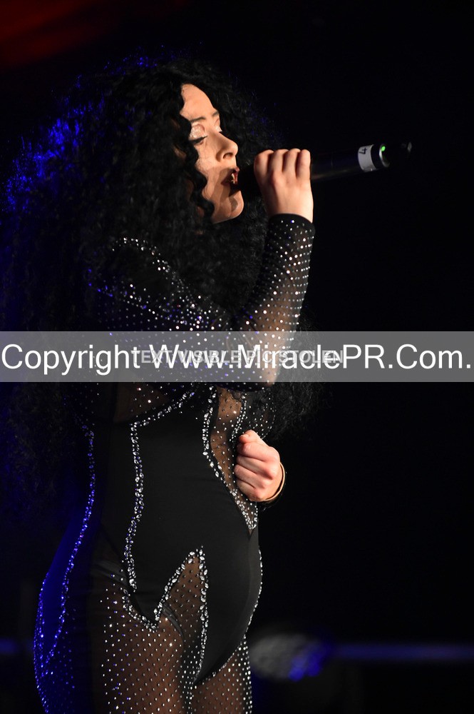 SH4_6465 - The Cher Experience