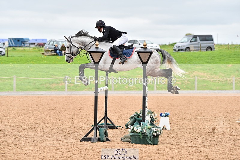 230507A-142132-08383 - Cls 48 Foxhunter