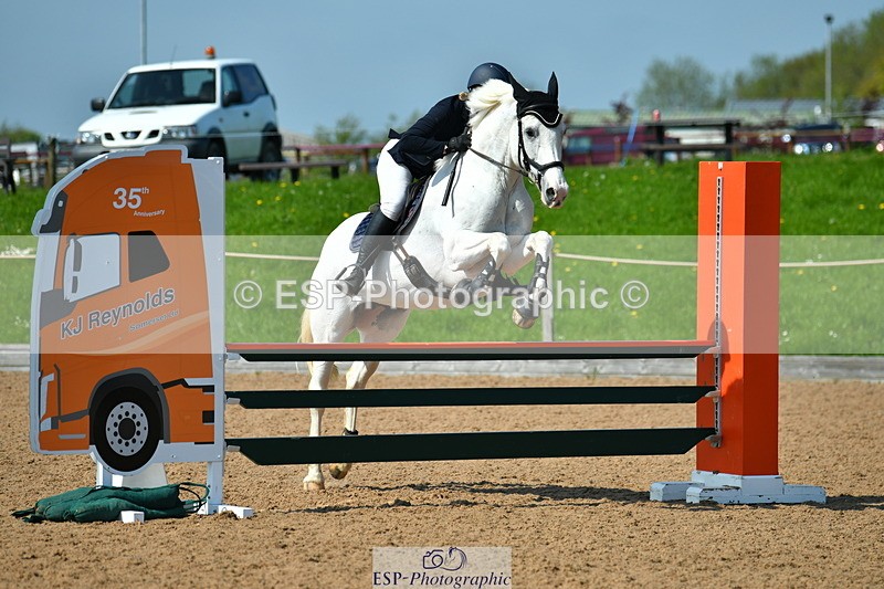 230513A-154257-01789 - Cls 40 Club 90cm