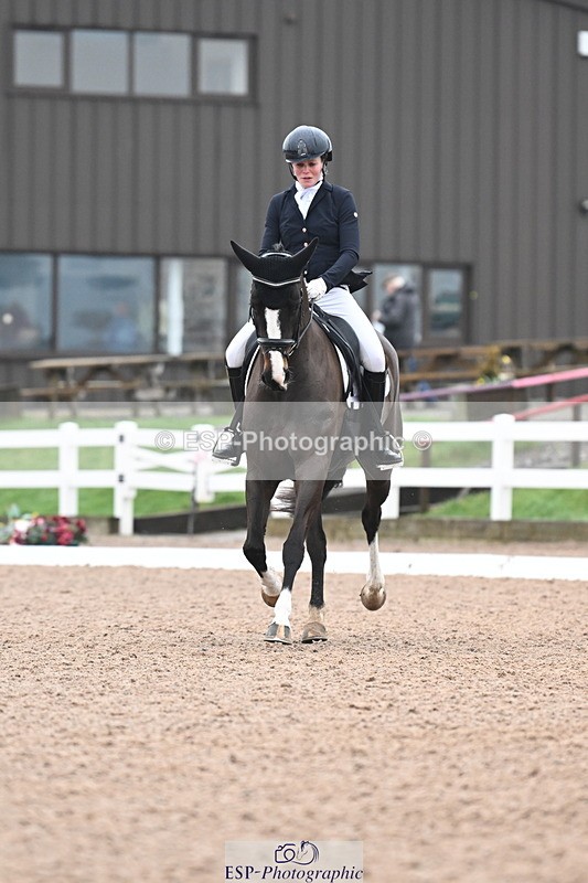 240217A-114149-02396 - 161-Katie.Warner-Active.Nuvalari