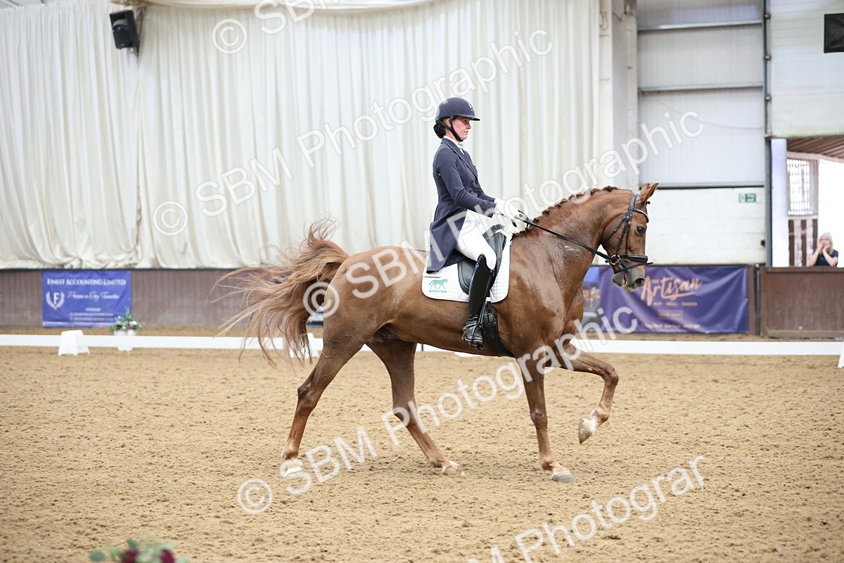 SBM_004362 - Class 9 - FEI Inter 1 Gold - 15.55-16.43