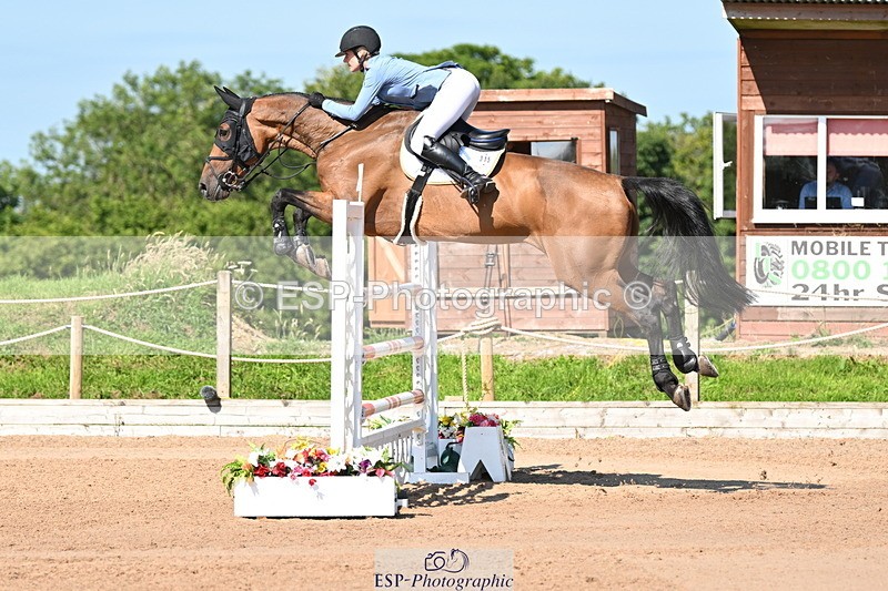 240718A-101450-04435 - Cls 1, 3 Star Small Tour 1.35m