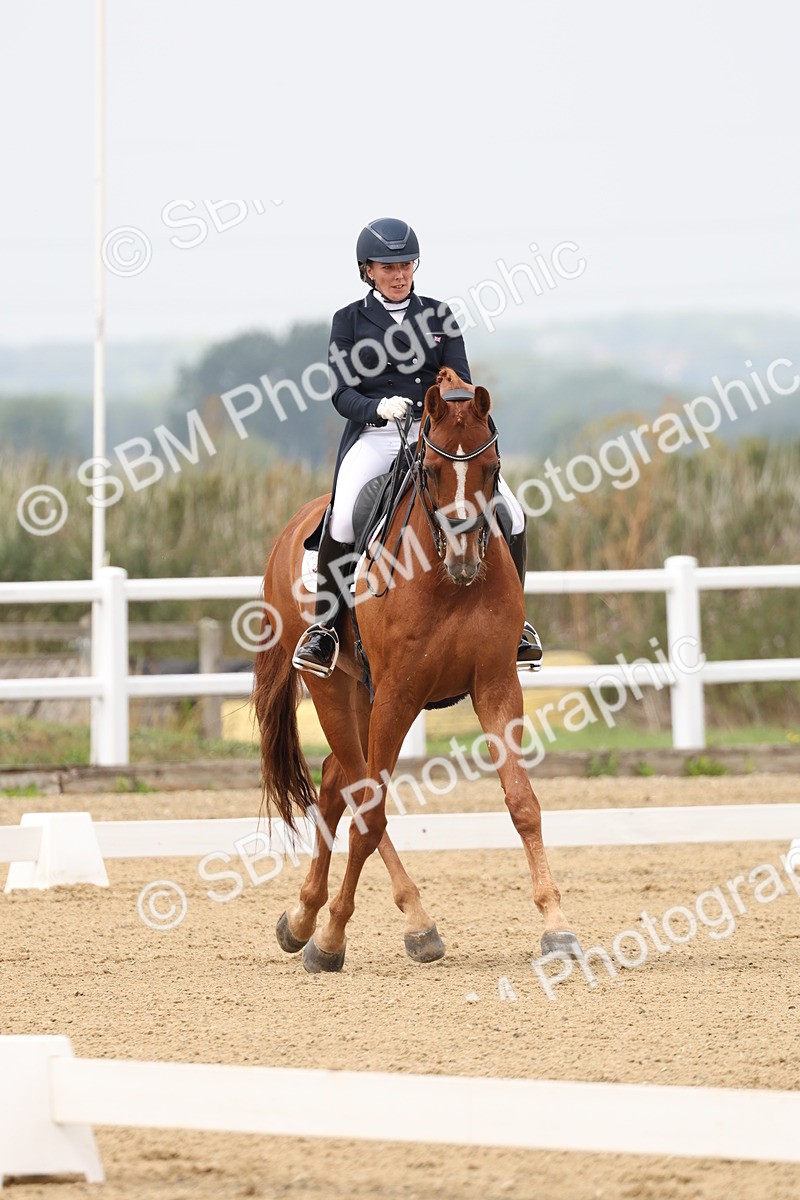 SBM_007032 - Class 9 - FEI INT I - 13.37-14.33