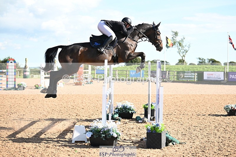 240913A-155504-05102 - Cls 18 National 1.40m Open