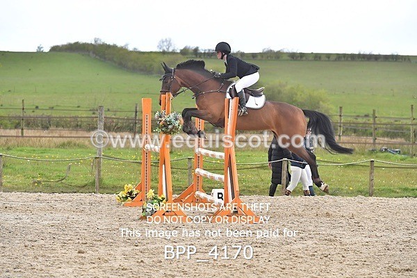 BPP_4170 - CLASS 6 FRI Senior Newcomers/ 1.10m Open