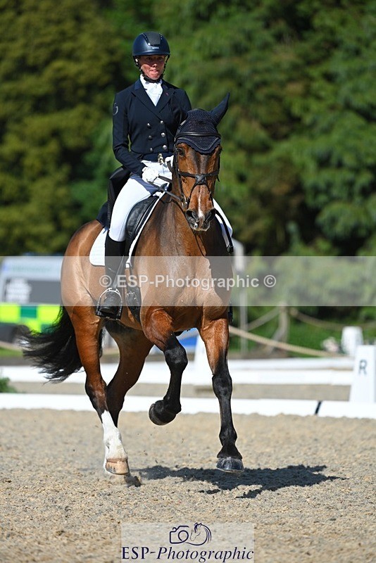 230526-162541-07374 - 256-ALS_RUSSIAN_ROLEX-Jemima_Howden-WEDTrotUp+DR