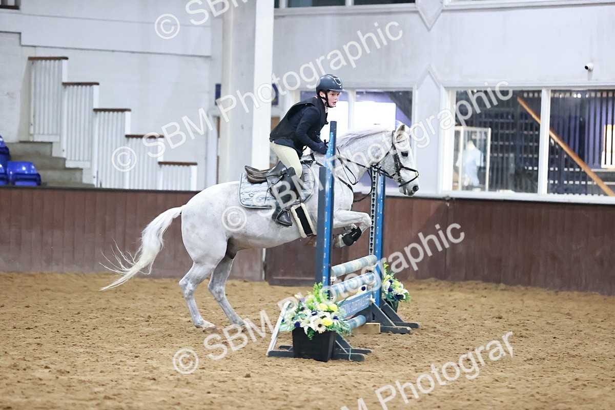 SBM_001696 - Class 9 - Pony Intro 75cm