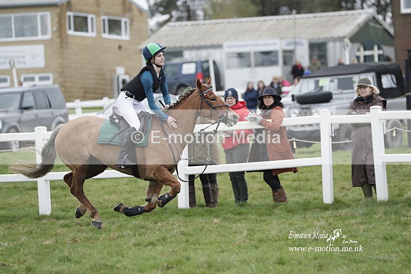 PtP 260323 0046 - New Forest Hounds Point-to-Point Larkhill 26/03/23