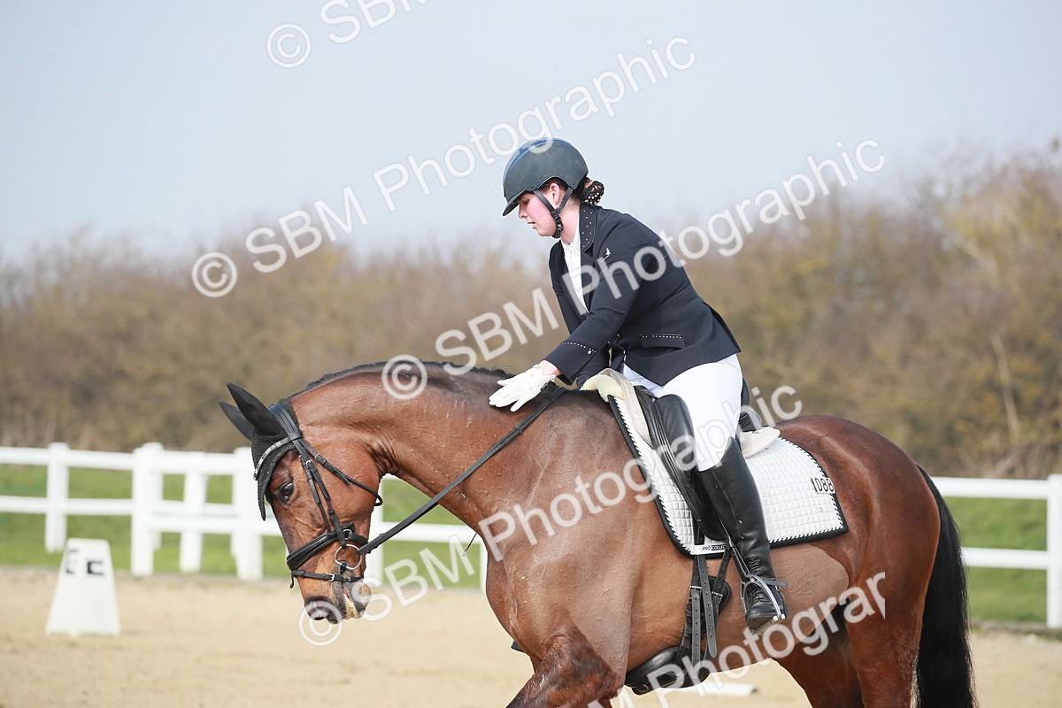 SBM_007304 - Class 16 - Novice 6