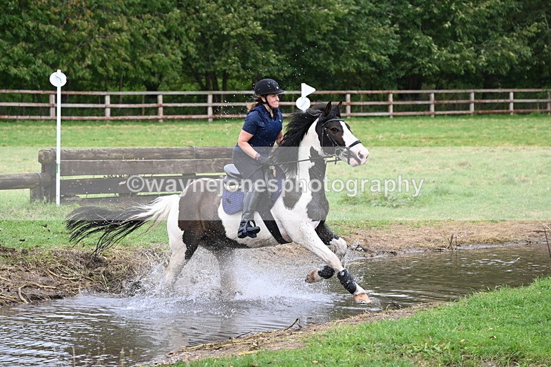 WJ6_2949 - Time at Photographer 11:01 to 11:20