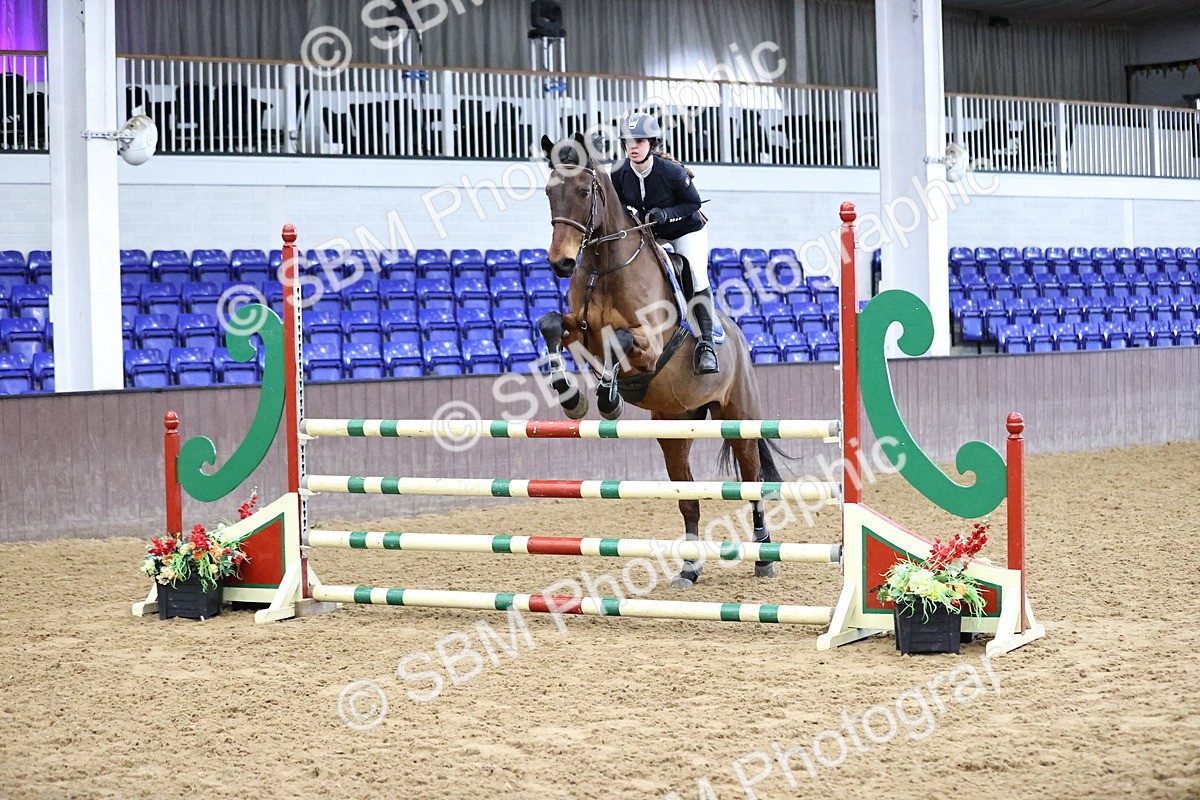 SBM_006141 - Class 16 - Senior Newcomers - 1.10m Open