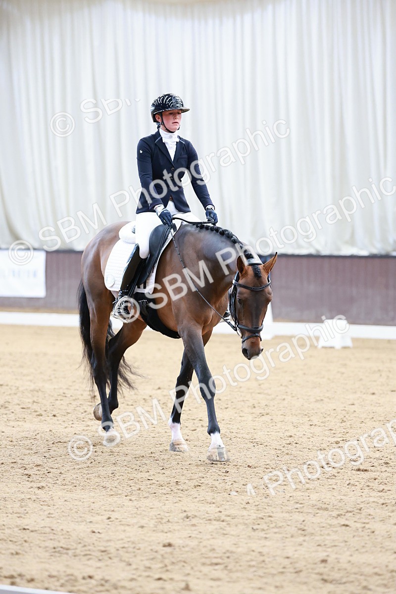 SBM_006802 - Class 6b - Novice 6 - 8.56-9.24