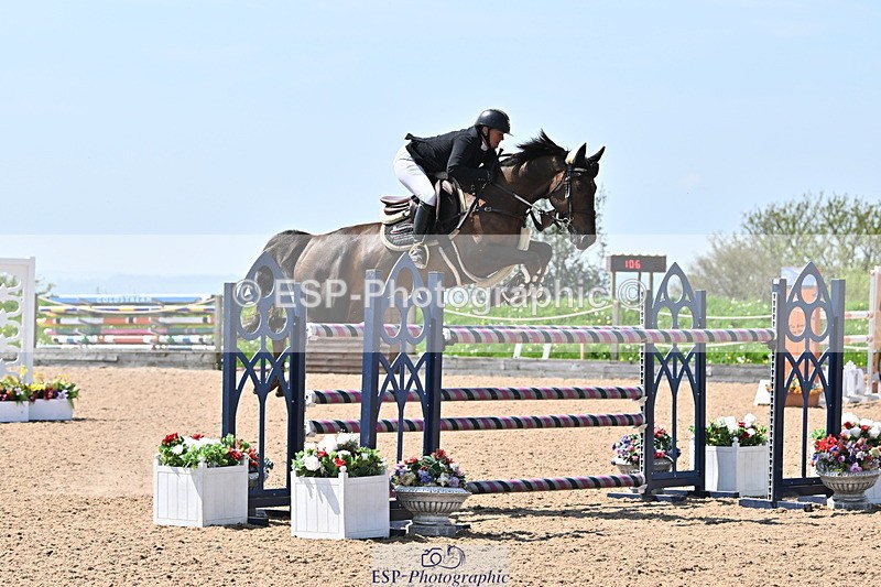 240509A-125520-01907 - Cls 10 National 1.30m Open