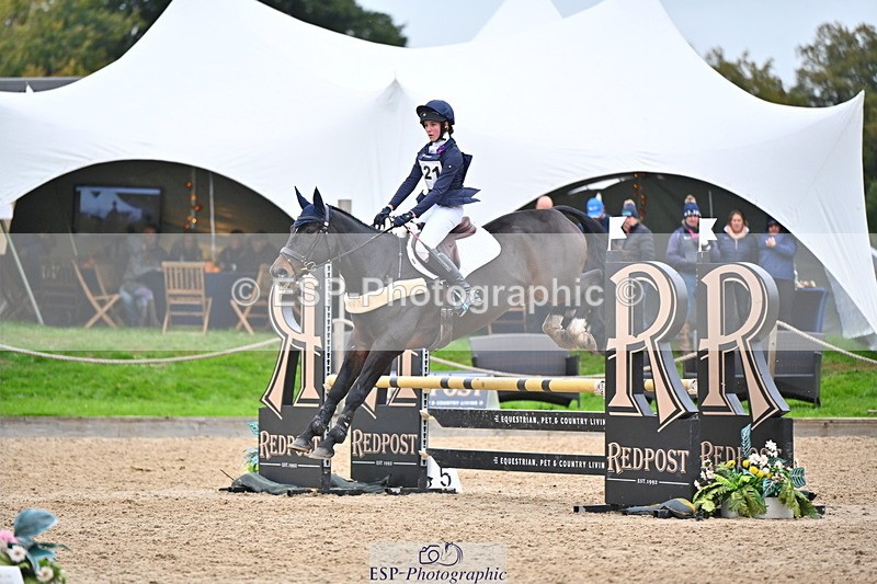 251026A-160423-26608 - F-421-Isabella.Hooton