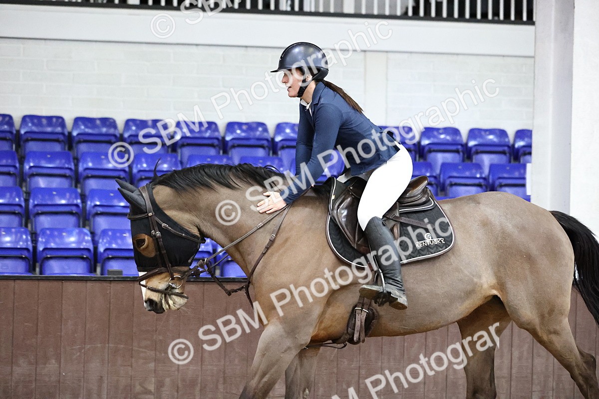 SBM_001603 - Class 4 - Senior Newcomers - 1.10m Open