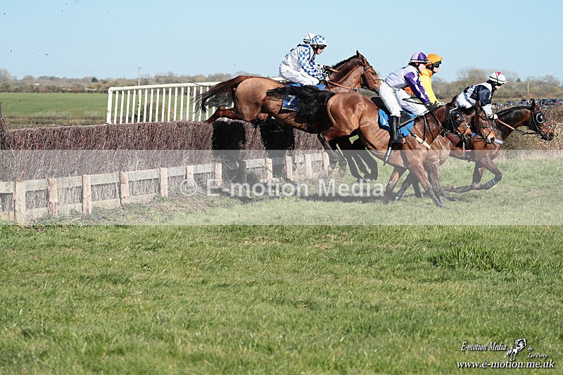 PtP 210326 487 - VWH Cirencester Races 21/03/26