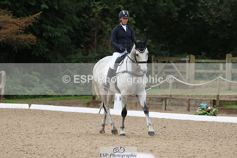 241024-104045-01636 - 143-Courtney.Romcke-KILBALLYBOY.SURPRISE