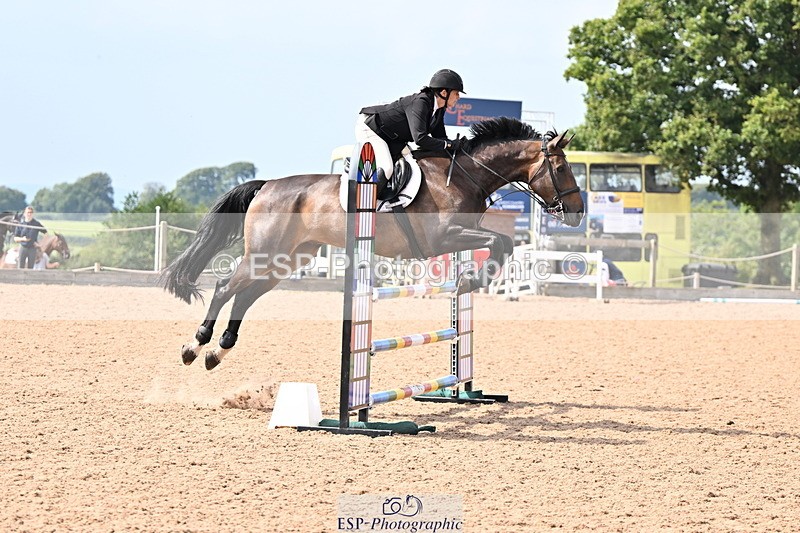 240828A-144326-00986 - Cls 4 Snr Newcomers and 1.10m Open