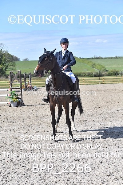 BPP_2266 - CLASS 22 SUN Senior BritiNovice/ 90cm Open