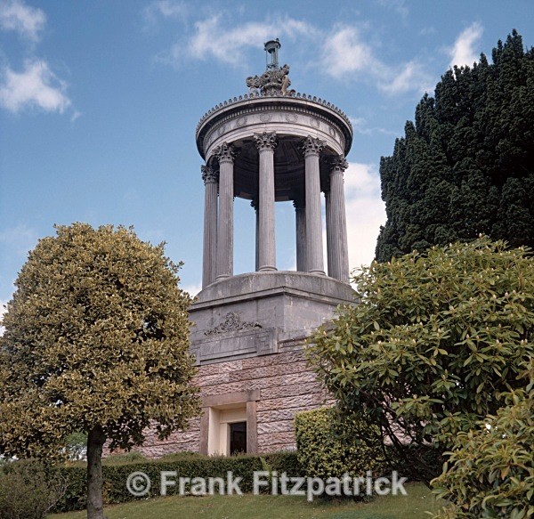 Burns Monument. Alloway. - Robert Burns