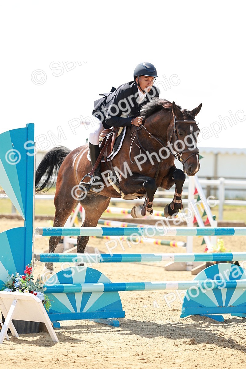 SBM_007196 - Class 2 - Senior Discovery - 1.00m Open