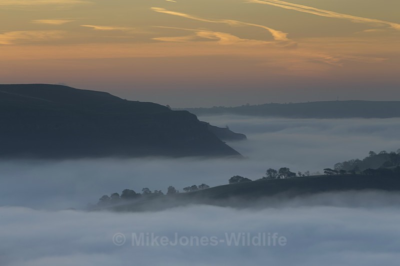 Misty morning, Llangollen, North Wales - ANGLESEY @ NORTH WALES LANDSCAPE PHOTOGRAPHY