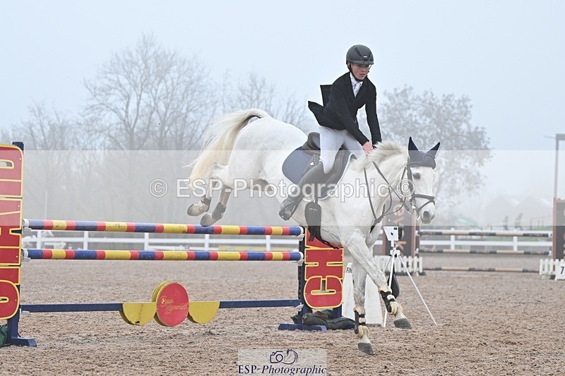 251115-123205-00984 - Cls 10 Pony Foxhunter and 1.10m Open