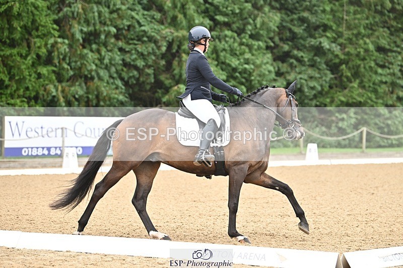 240811-094709-04603 - 147-Tegan.Ball-Woodcroft.Magic.Jewel