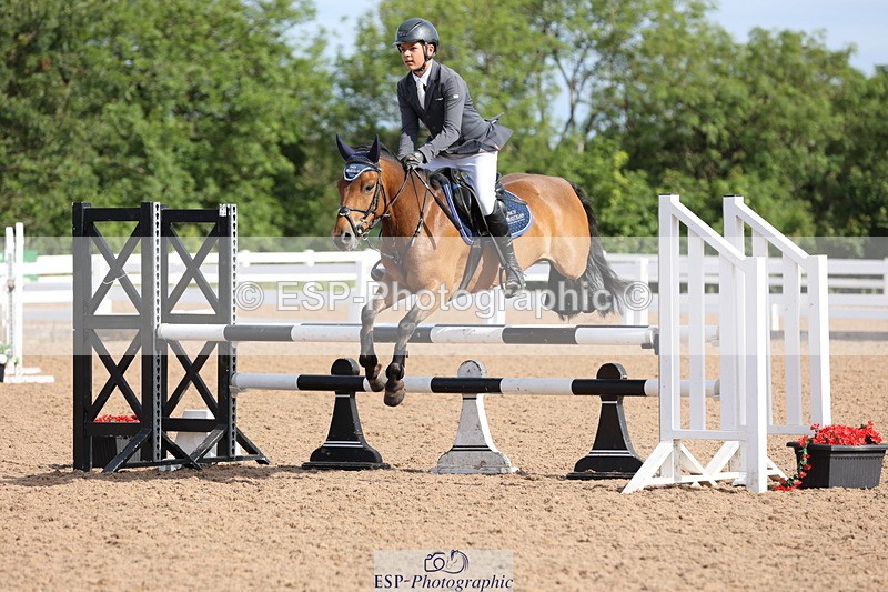 240629A-090405-02839 - Cls 16 British Novice and 80cm Open