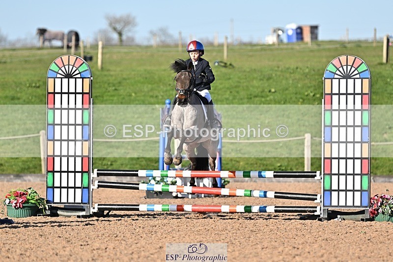 250401-172653-00415 - 70cm classes