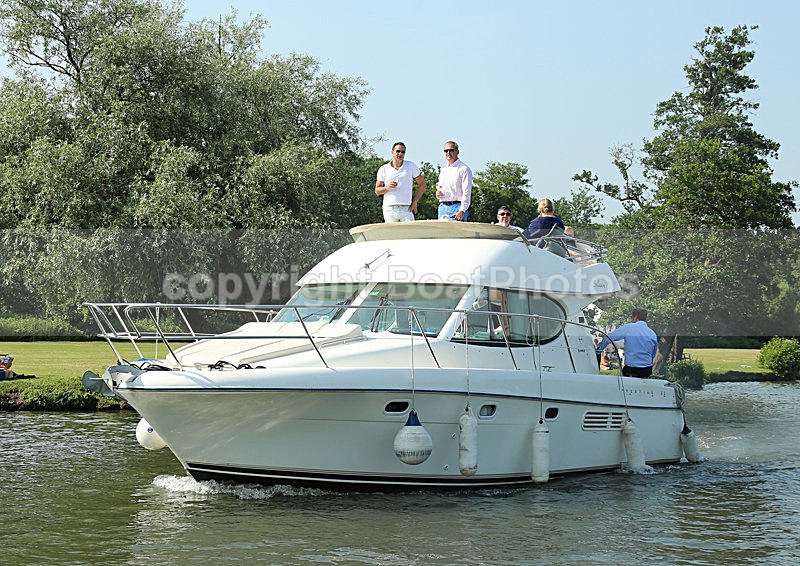 130705 SOLITAIRE WT7A0519 - HENLEY ROYAL REGATTA - Friday 5th July 2013