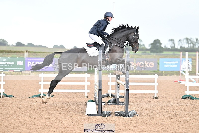 250827B-103144-00047 - Clear Round & Cls 1 Brit Nov 90cm