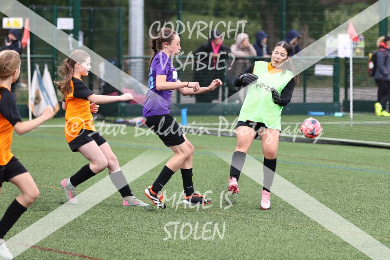 1DX31375 - Sat 6th U12 Girls