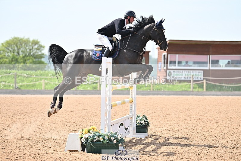 240510A-145303-08164 - Cls 23 Talent Seeker Inc 7yr old 14.10 to Finish