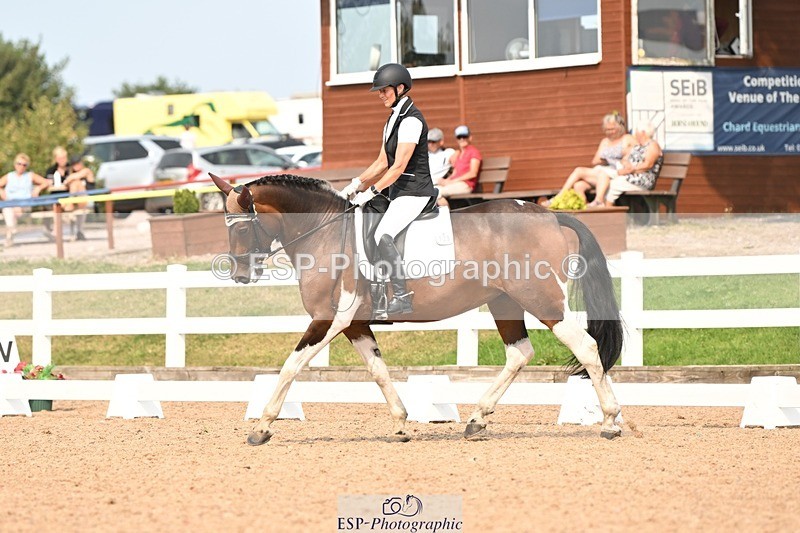 250816-154315-06245 - 123-Lorraine.MorrisLissyegan.Coloured.Lady