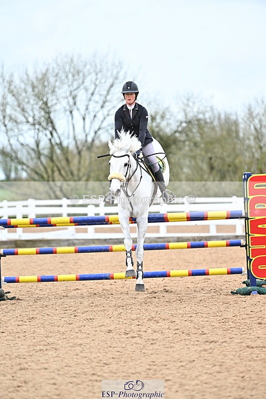 240501A-141453-00995 - Cls 8 Snr Foxhunter and 1.20m Open