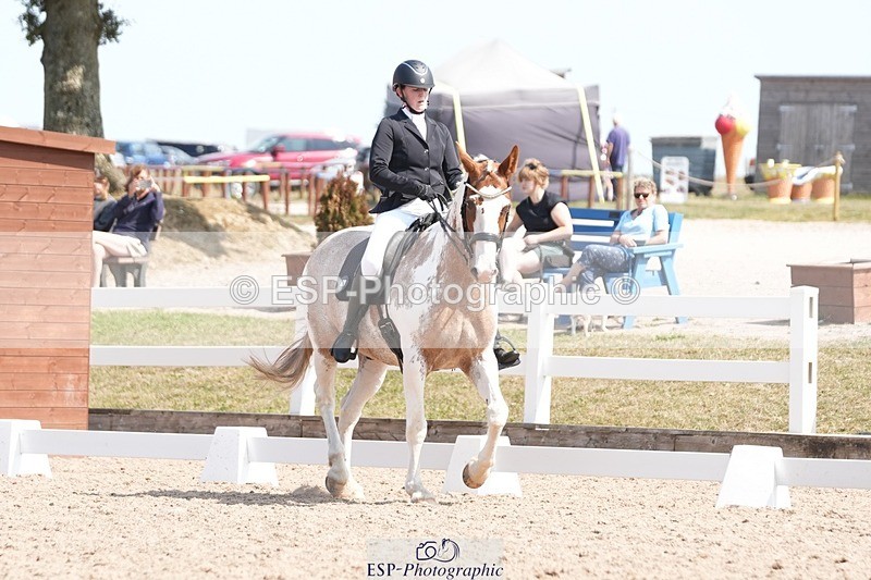 250817-123256-09100 - 161-Isabel.LawsonIn.the.pink