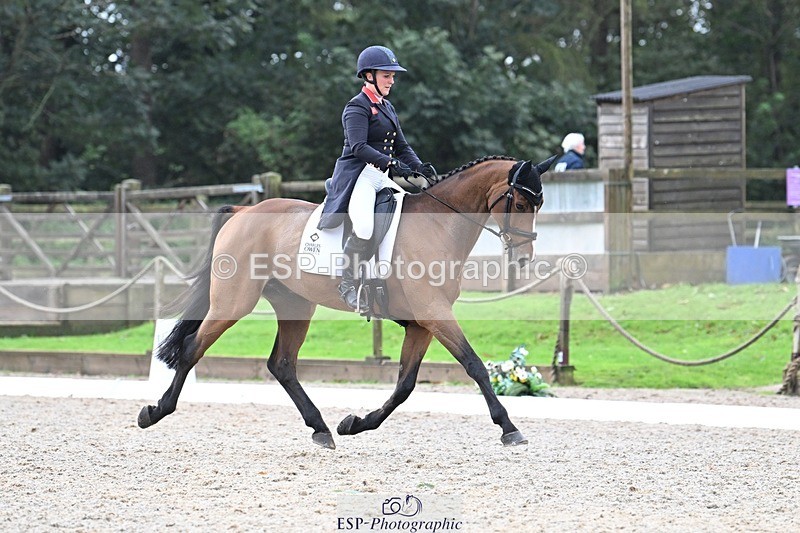 231019-105127-01663 - 034-COOLEY.PARK.MUZE-Gemma.Stevens-DR