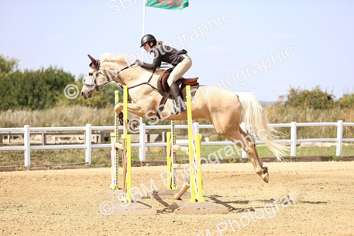 SBM_006714 - Class 12 - Amateur Championship Qualifier 1.05m