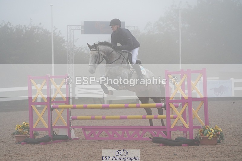 251003-102421-00049 - Cls 6 British Novice and 90cm