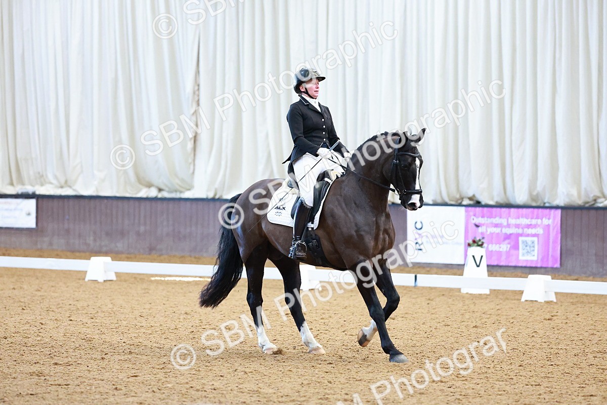 SBM_001247 - Class 18-15-16-22 - Elementary 5 Novice 5-Novice 6