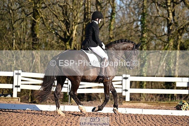 260214-093302-03265 - 133-Caroline.Squire